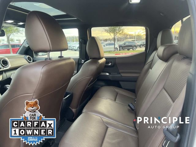 Used 2022 Toyota Tacoma Limited image 28