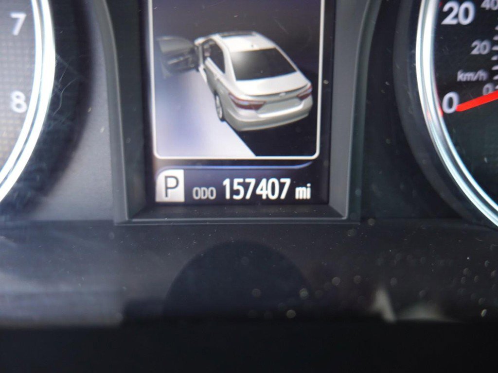 Used 2016 Toyota Camry XSE w/ Moonroof Package FWD image 11
