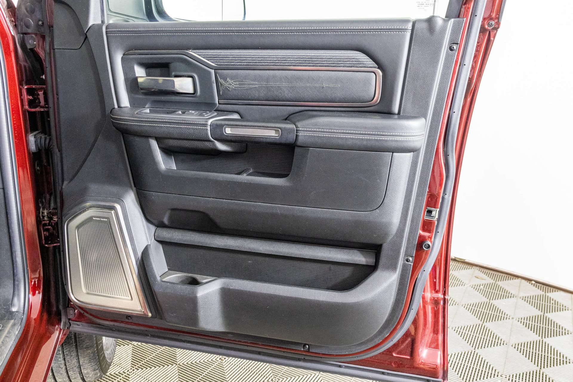 Used 2019 RAM 3500 Limited AWD/4WD image 50