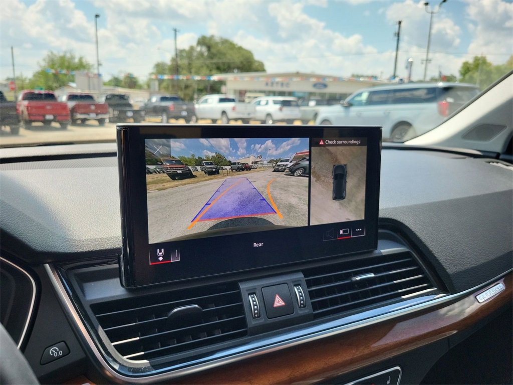 Used 2021 Audi Q5 Prestige image 24