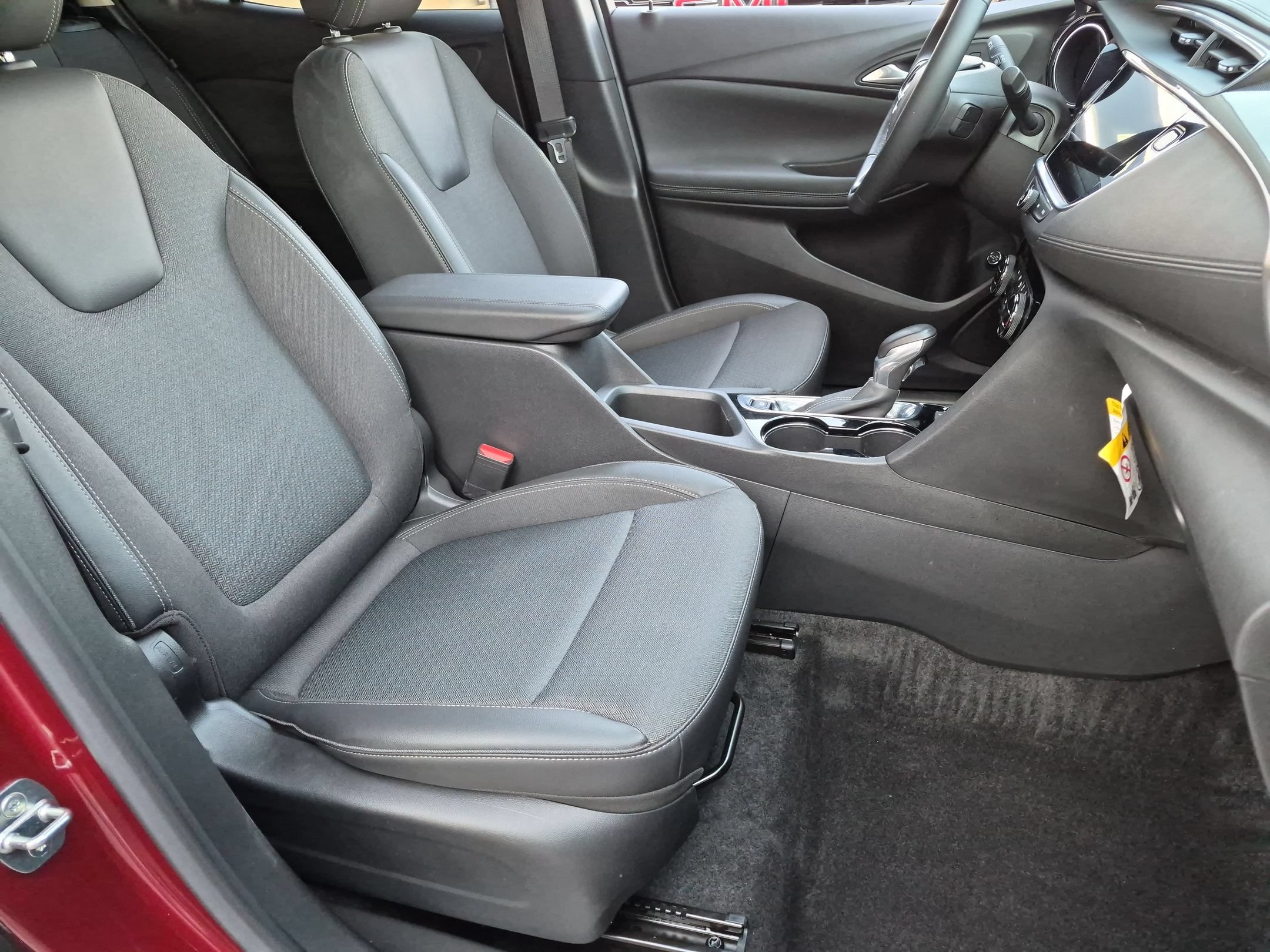 Certified 2023 Buick Encore GX Select w/ Sport Touring Package FWD image 27