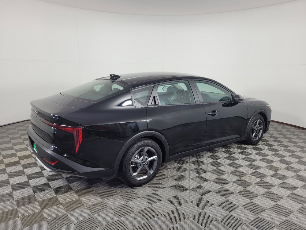 Used 2025 Kia K4 FWD image 11