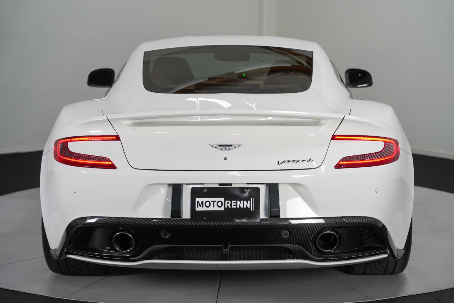 Used 2014 Aston Martin Vanquish Coupe image 7