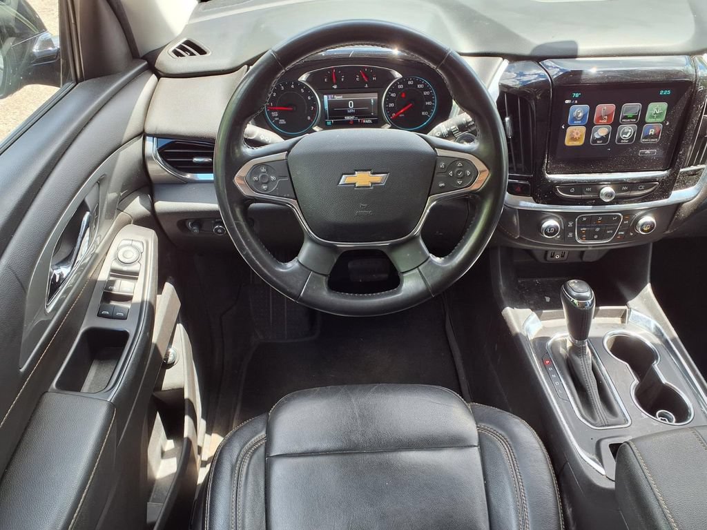 Used 2019 Chevrolet Traverse LT w/ LPO, Floor Liner Package AWD/4WD image 10