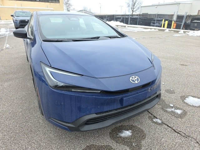 New 2026 Toyota Prius LE image 1