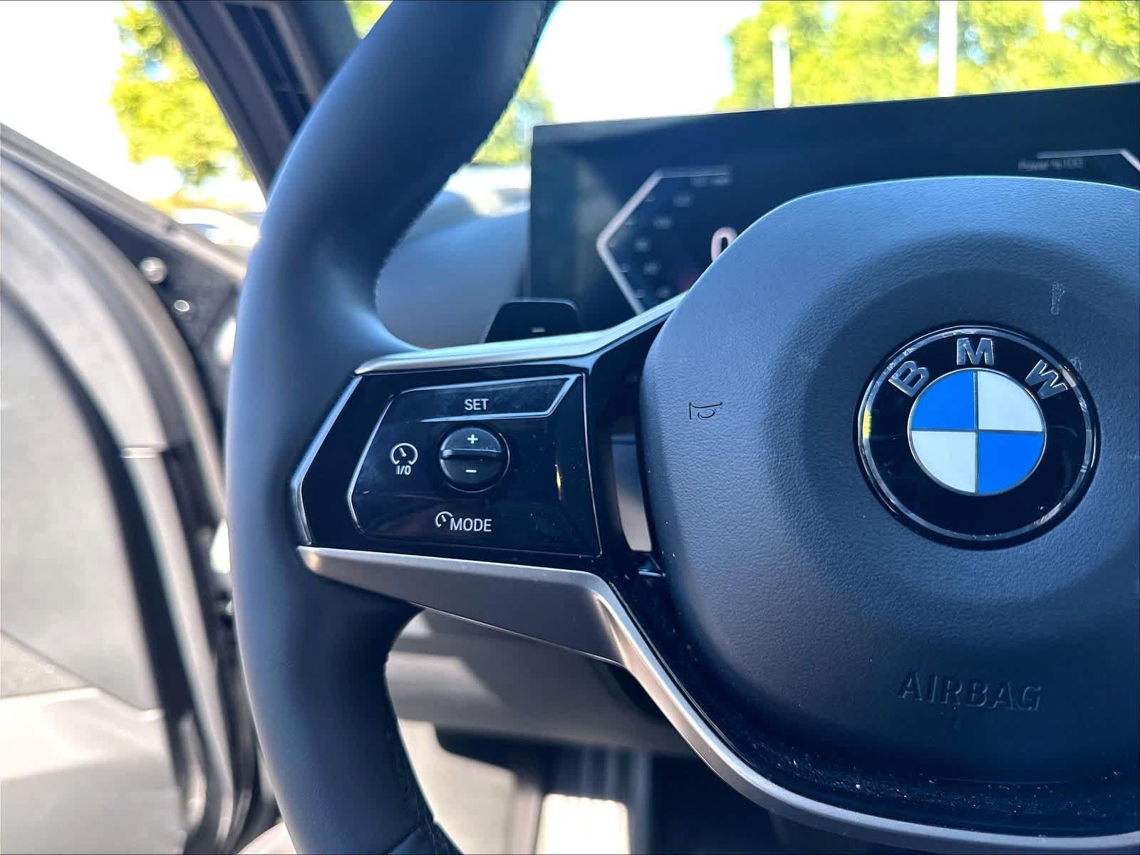 Used 2024 BMW 540i xDrive w/ Executive Package AWD/4WD image 13