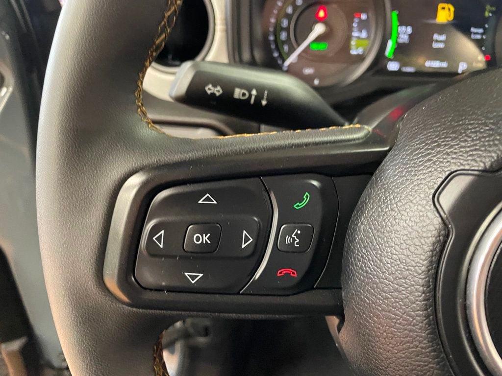 Used 2024 Jeep Wrangler Unlimited AWD/4WD image 21