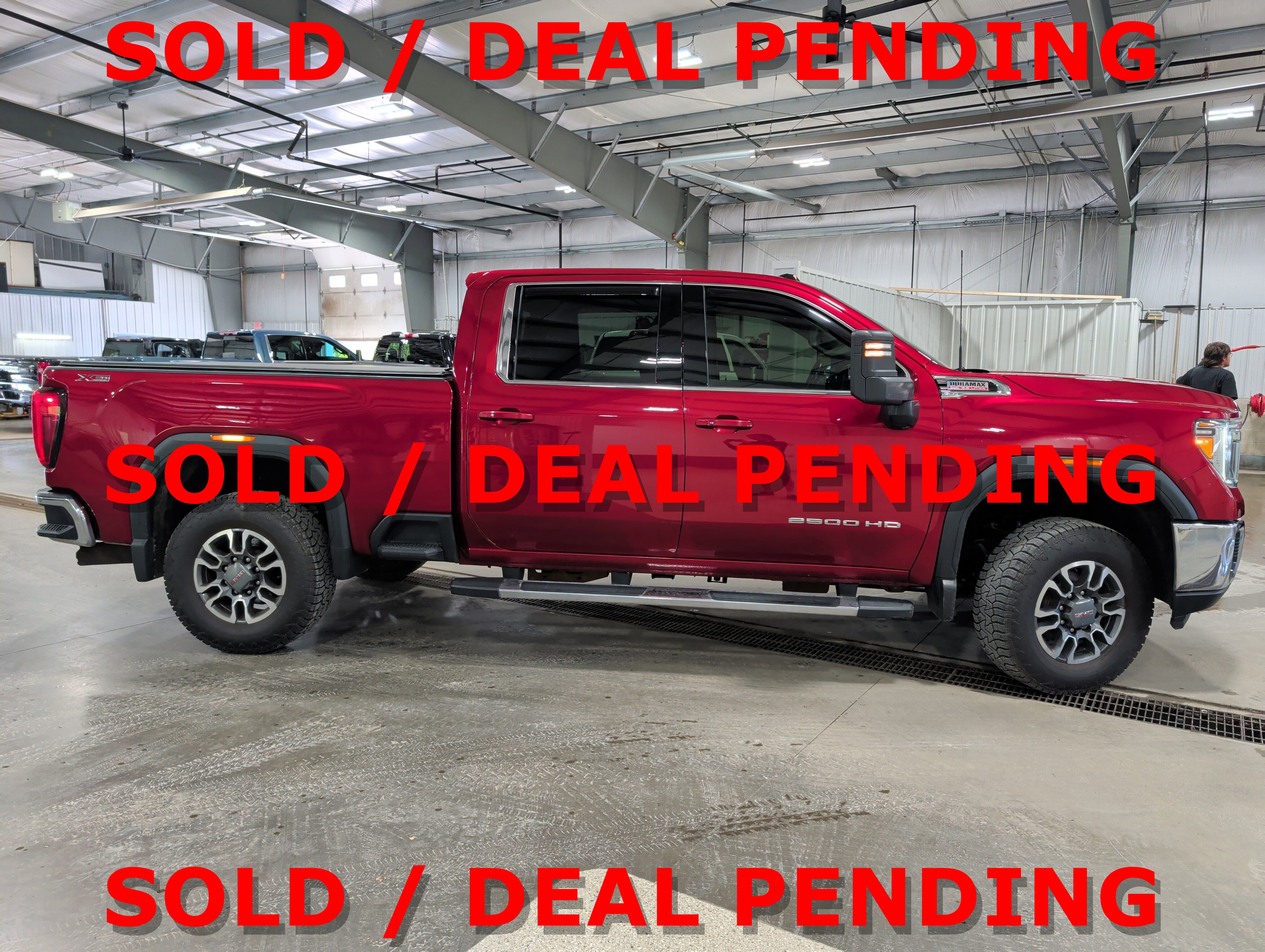 Used 2021 GMC Sierra 2500 SLE w/ SLE Value Package; AWD/4WD image 2