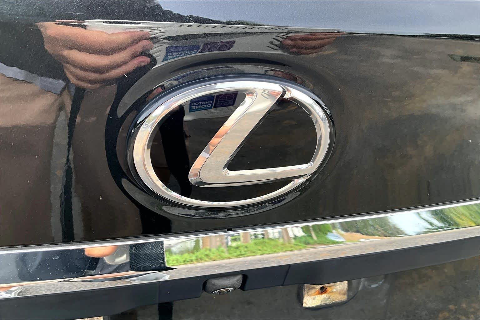 Used 2019 Lexus ES 350 Ultra Luxury w/ Accessory Package 2 FWD image 31