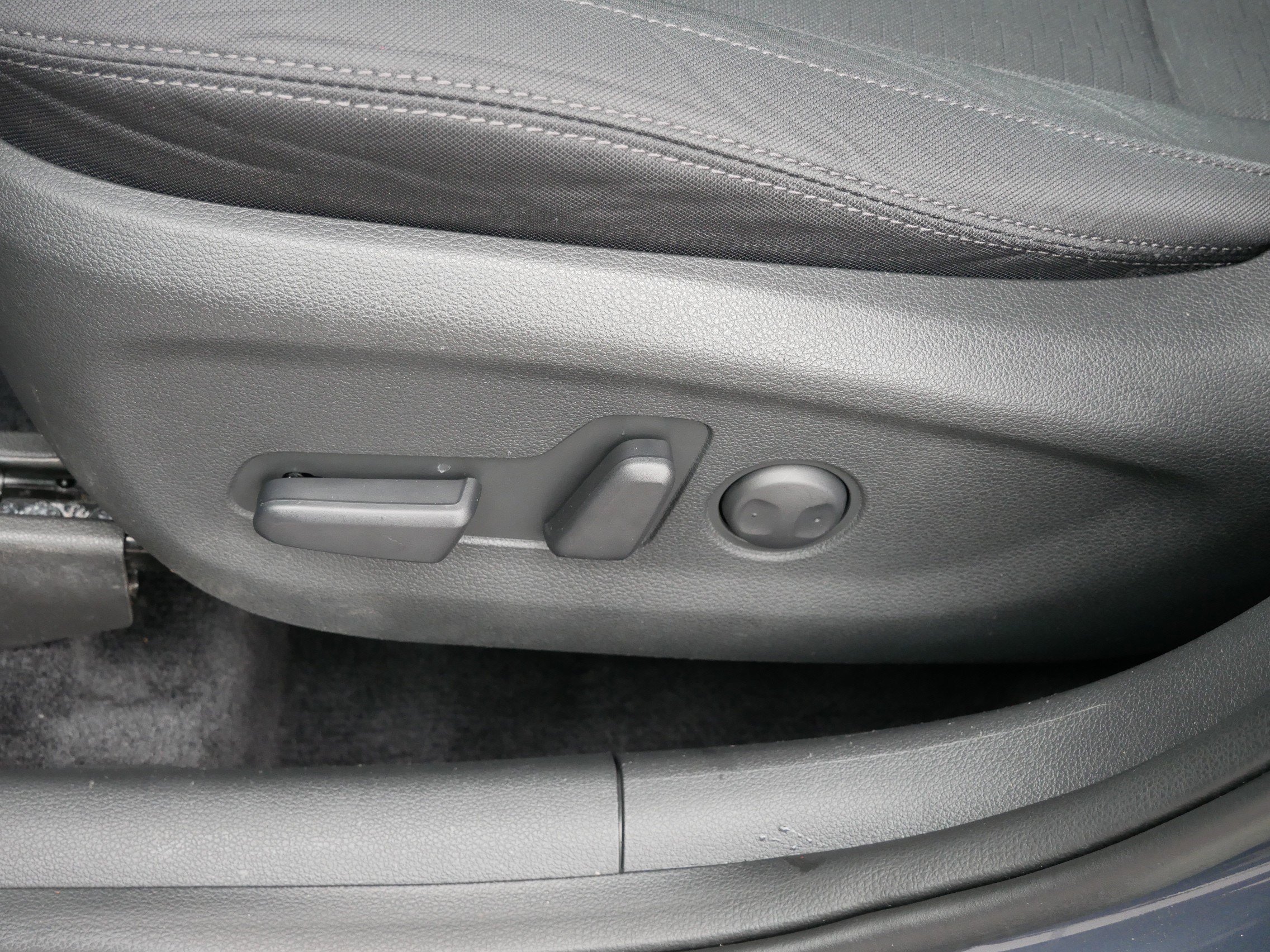 Used 2019 Hyundai Tucson Value w/ Cargo Package AWD/4WD image 20