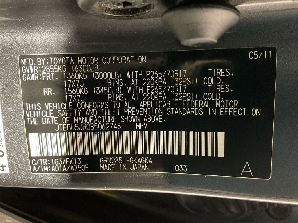 Used 2011 Toyota 4Runner SR5 w/ Convenience Pkg image 32