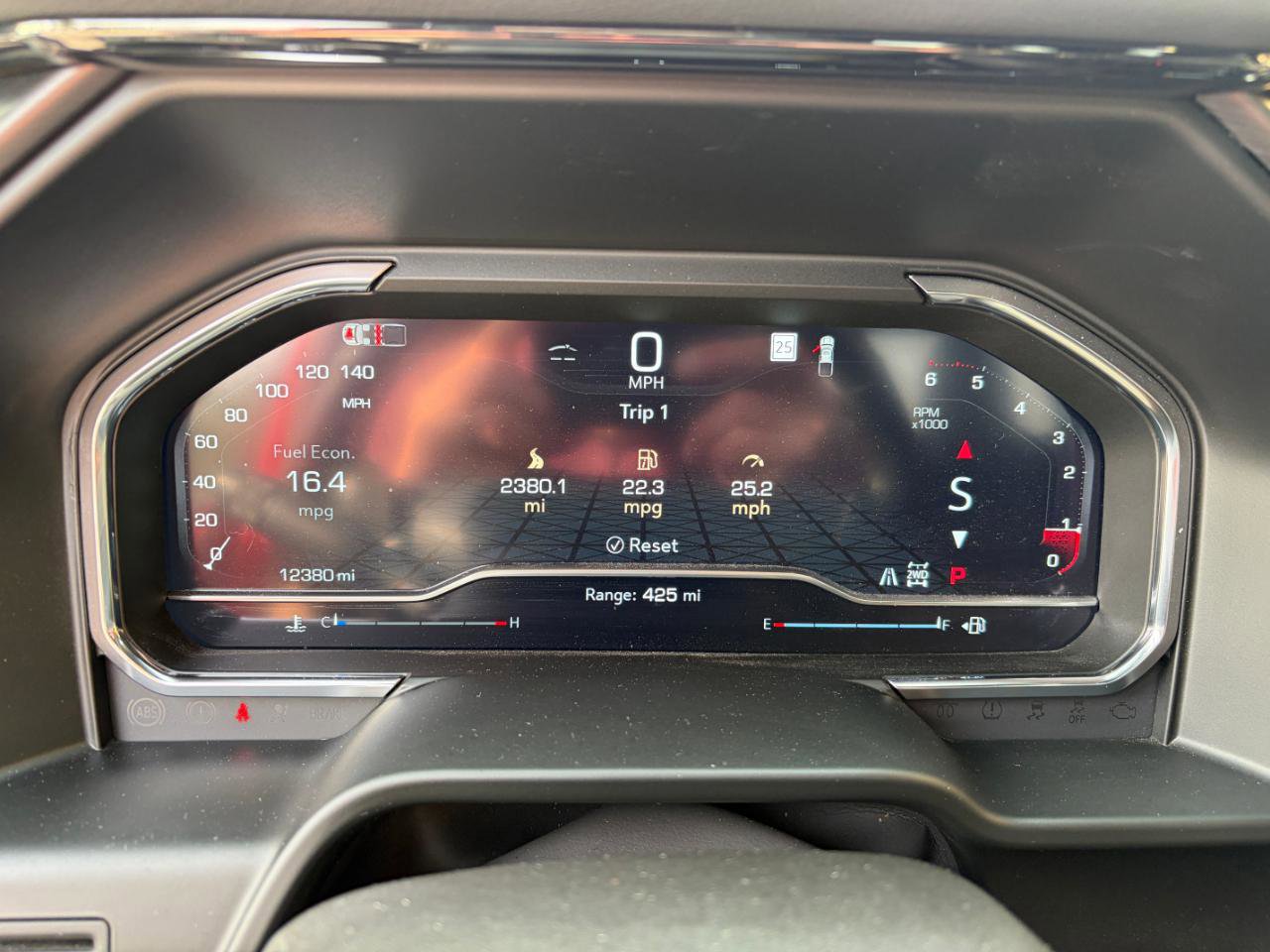 Used 2025 GMC Sierra 1500 AT4 w/ AT4 Premium Package image 16