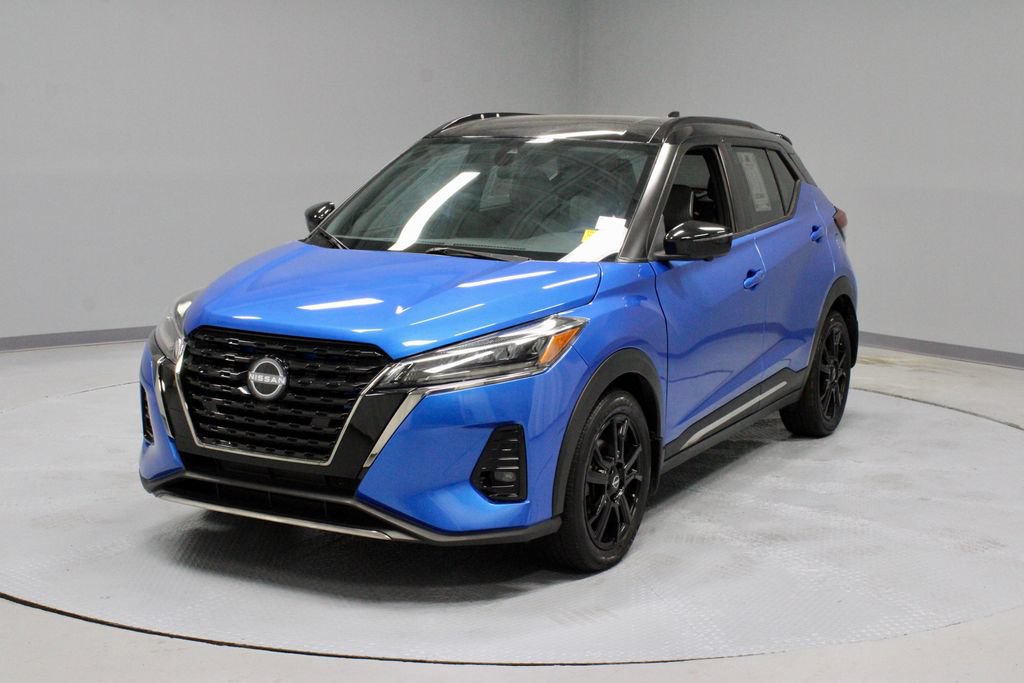 Certified 2023 Nissan Kicks SR w/ SR Premium Package FWD image 10