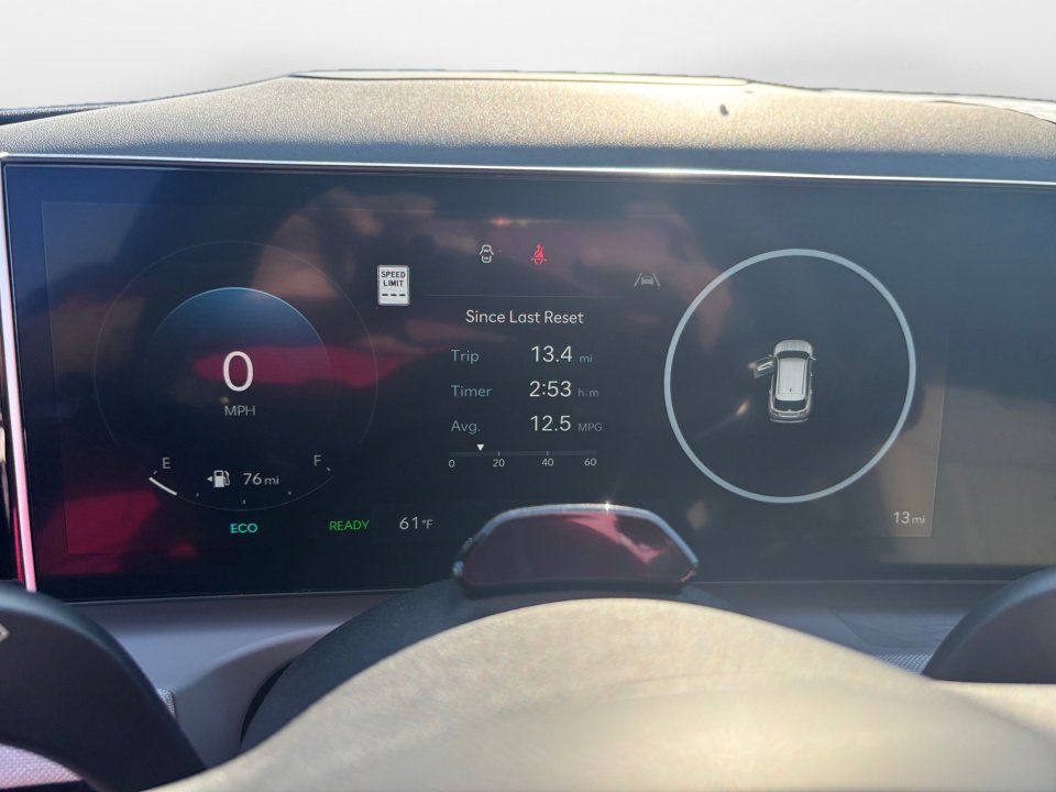 New 2025 Hyundai Tucson Limited image 11