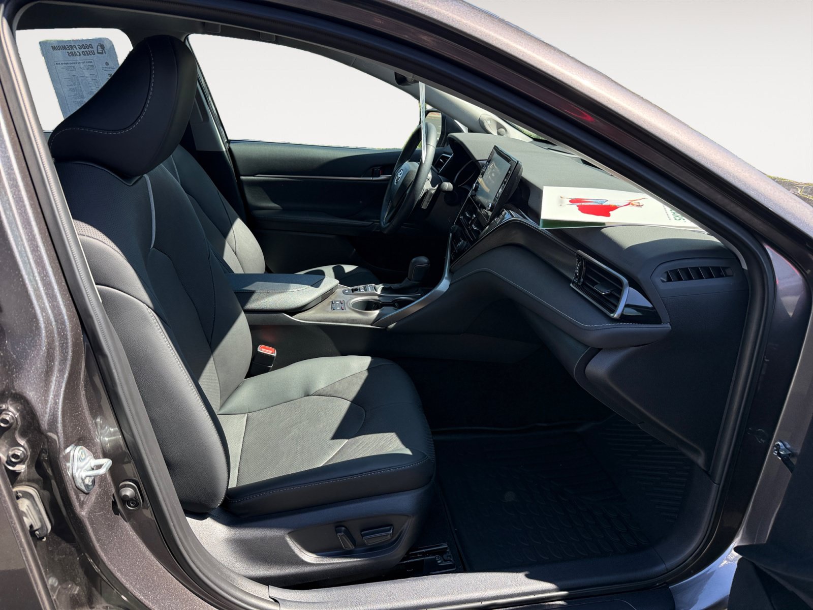 Used 2023 Toyota Camry XSE w/ Navigation Package FWD image 19