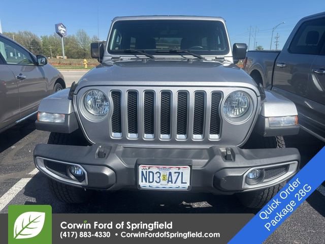 Used 2018 Jeep Wrangler Unlimited Sahara image 2