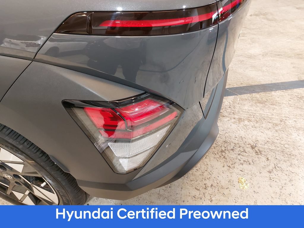 Certified 2025 Hyundai Kona SEL FWD image 36