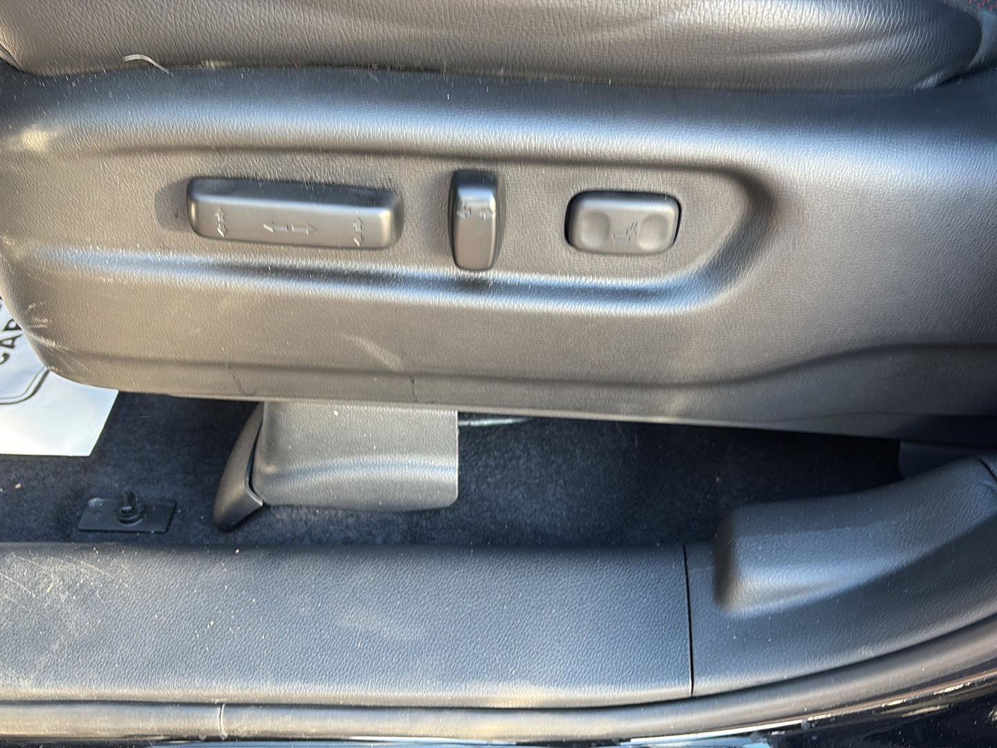 Certified 2025 Honda Ridgeline Black Edition image 12