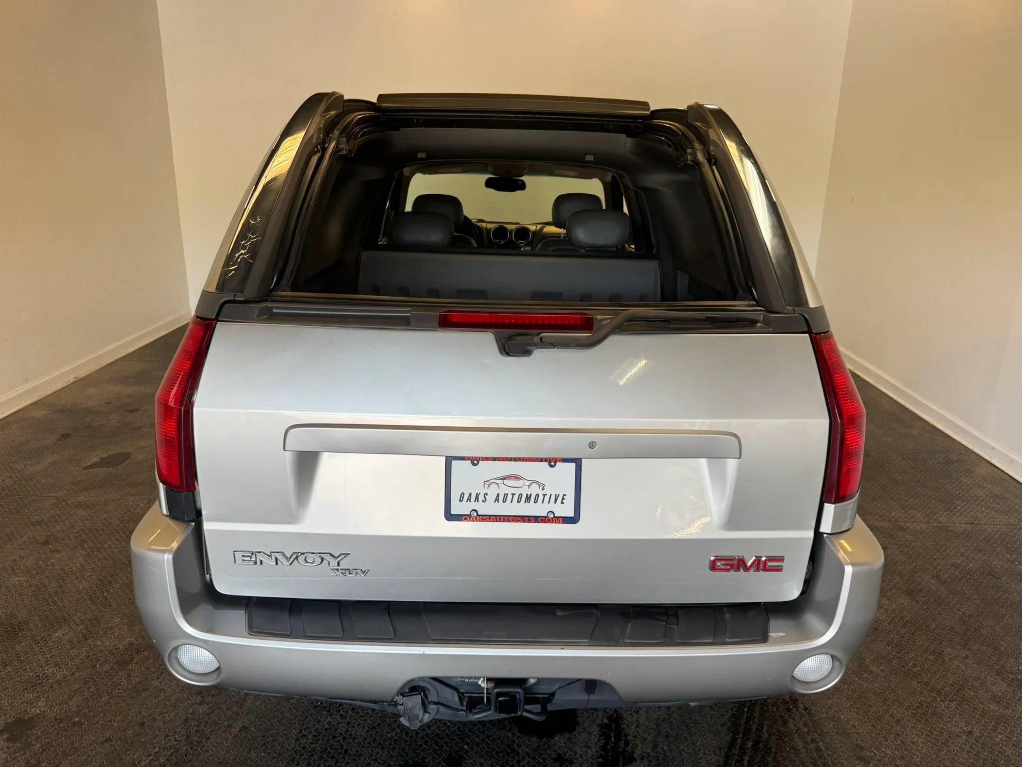 Used 2004 GMC Envoy XUV SLE w/ 1SB Preferred Equipment Group AWD/4WD image 36