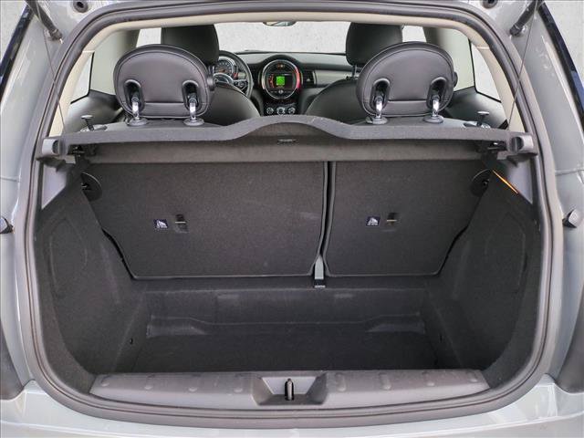 Used 2020 MINI Cooper 2-Door Hardtop FWD image 6