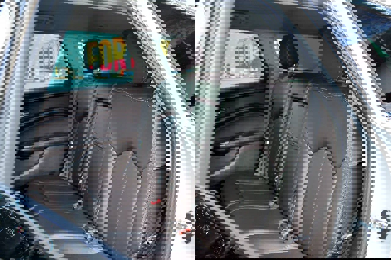 Used 2013 Cadillac SRX Base 4dr SUV image 22