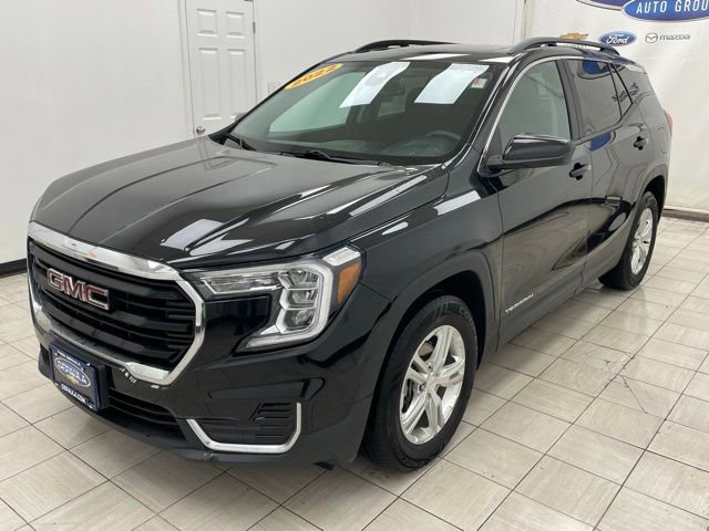 Certified 2022 GMC Terrain SLE w/ Driver Convenience Package image 16