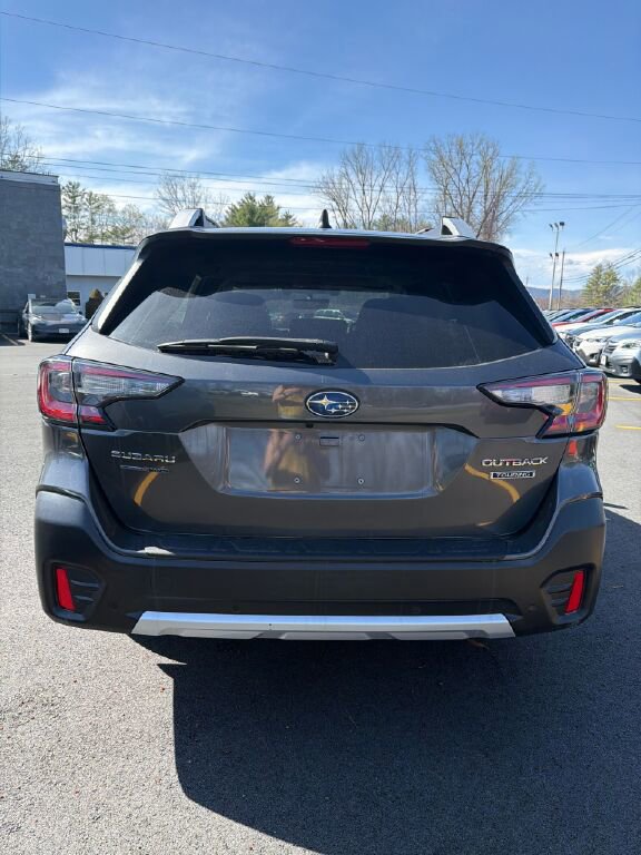 Certified 2021 Subaru Outback Touring XT AWD/4WD image 4