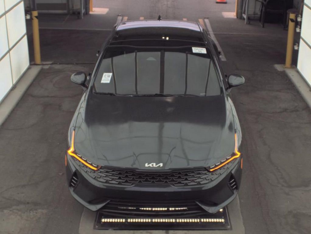 Used 2023 Kia K5 EX image 3