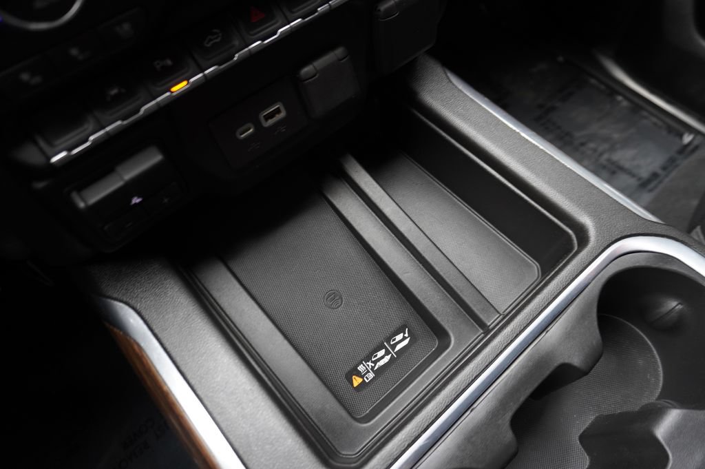Used 2022 Chevrolet Silverado 1500 High Country w/ LPO, Dark Essentials Package AWD/4WD image 21
