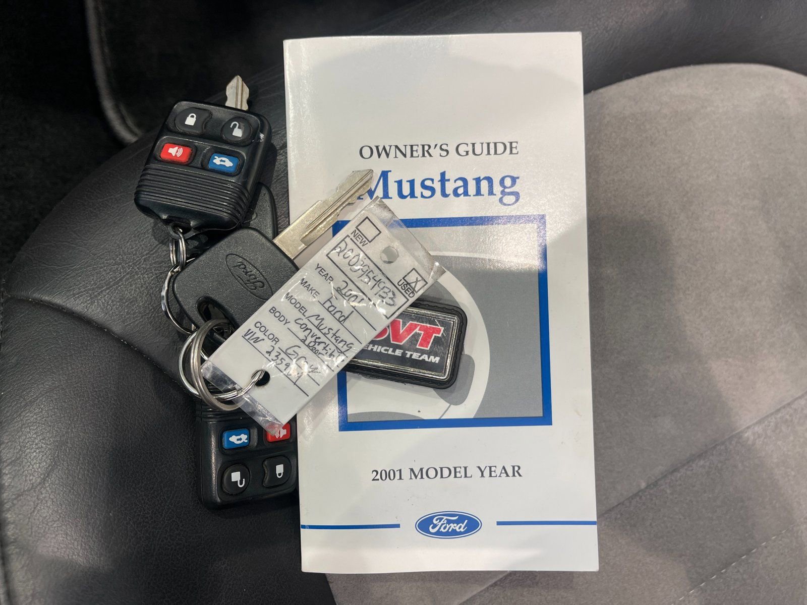 Used 2001 Ford Mustang Cobra RWD image 10