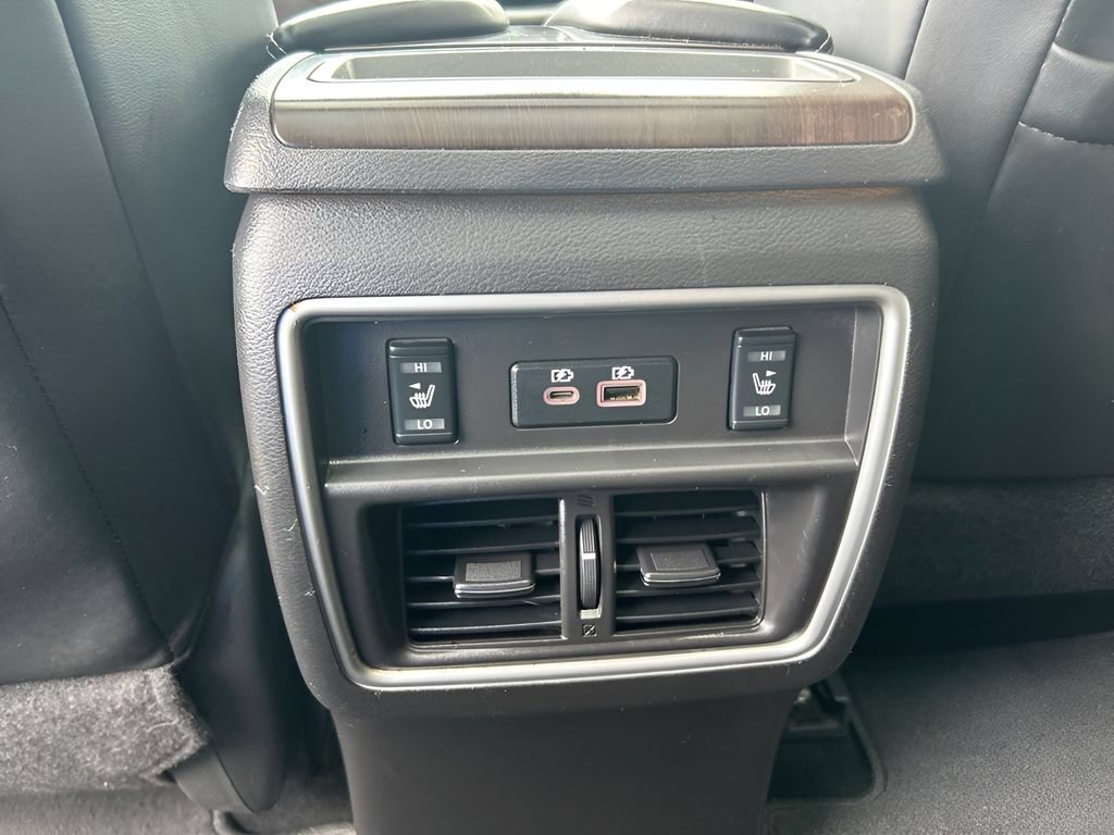 Used 2019 Nissan Murano Platinum AWD/4WD image 17