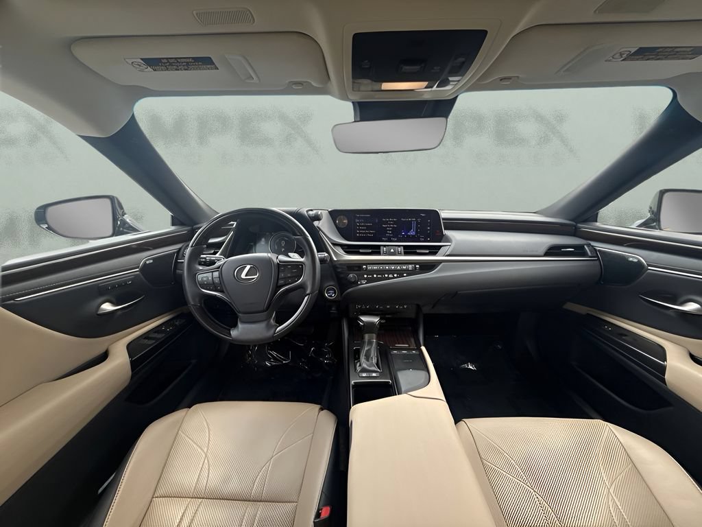 Used 2019 Lexus ES 300h w/ Accessory Package 2 FWD image 8