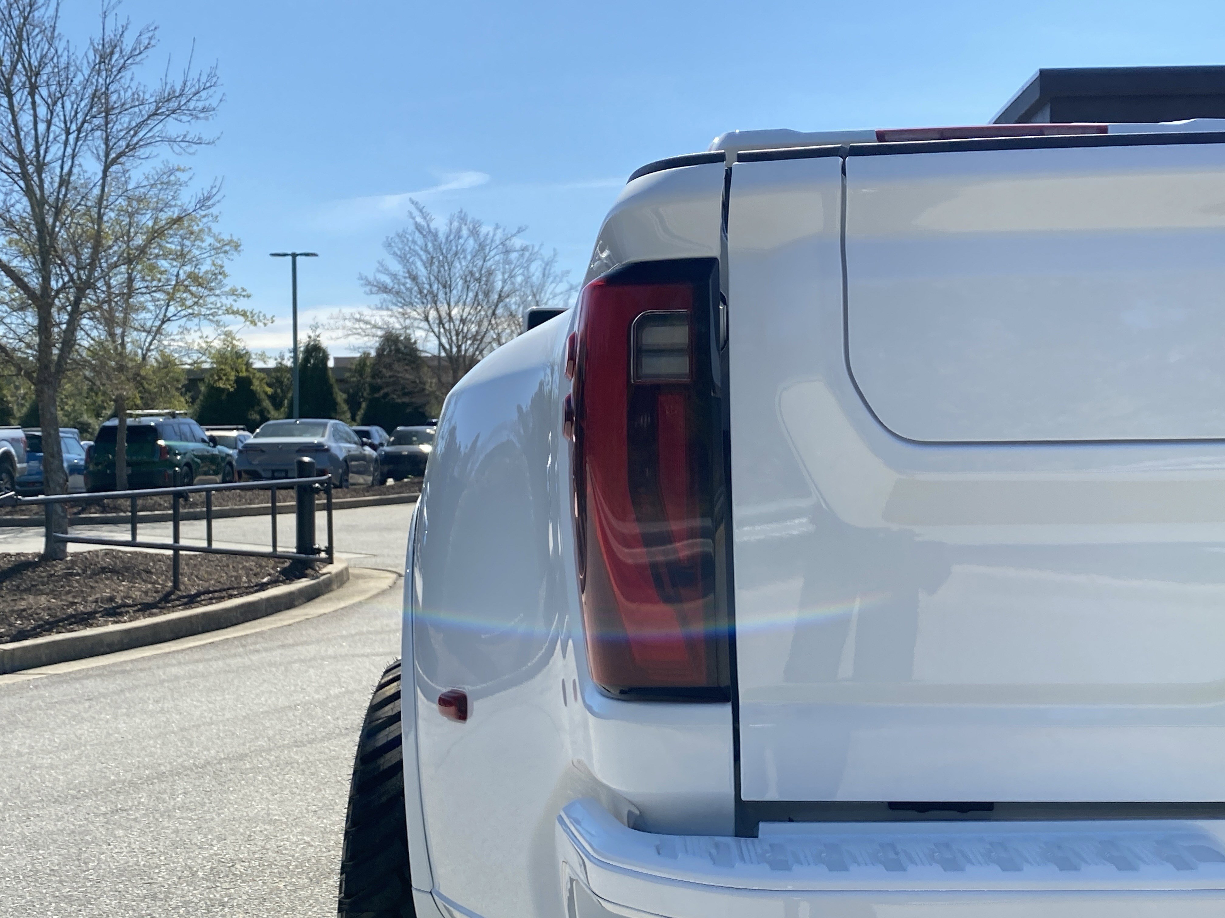 Used 2026 GMC Sierra 3500 Denali w/ Denali Reserve Package image 39