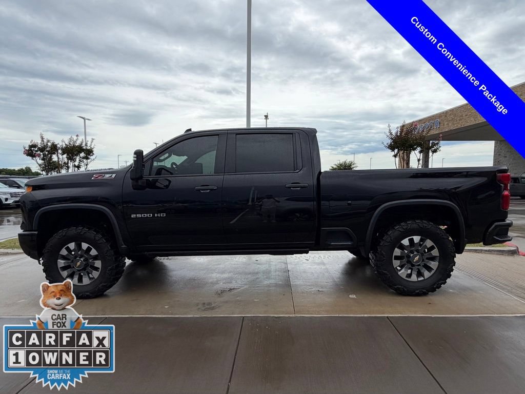 Used 2024 Chevrolet Silverado 2500 Custom w/ Custom Value Package AWD/4WD image 10