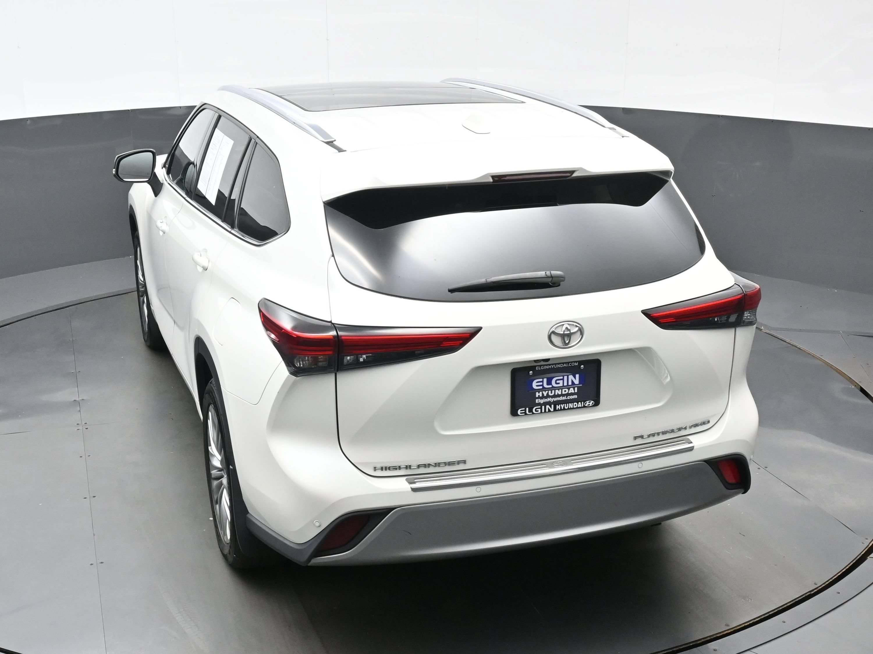 Used 2021 Toyota Highlander Platinum AWD/4WD image 38