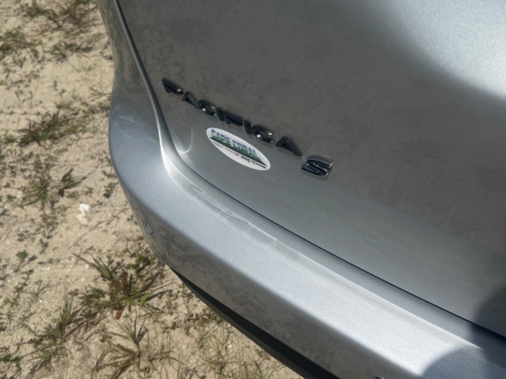 New 2026 Chrysler Pacifica Limited w/ S Appearance Package image 31