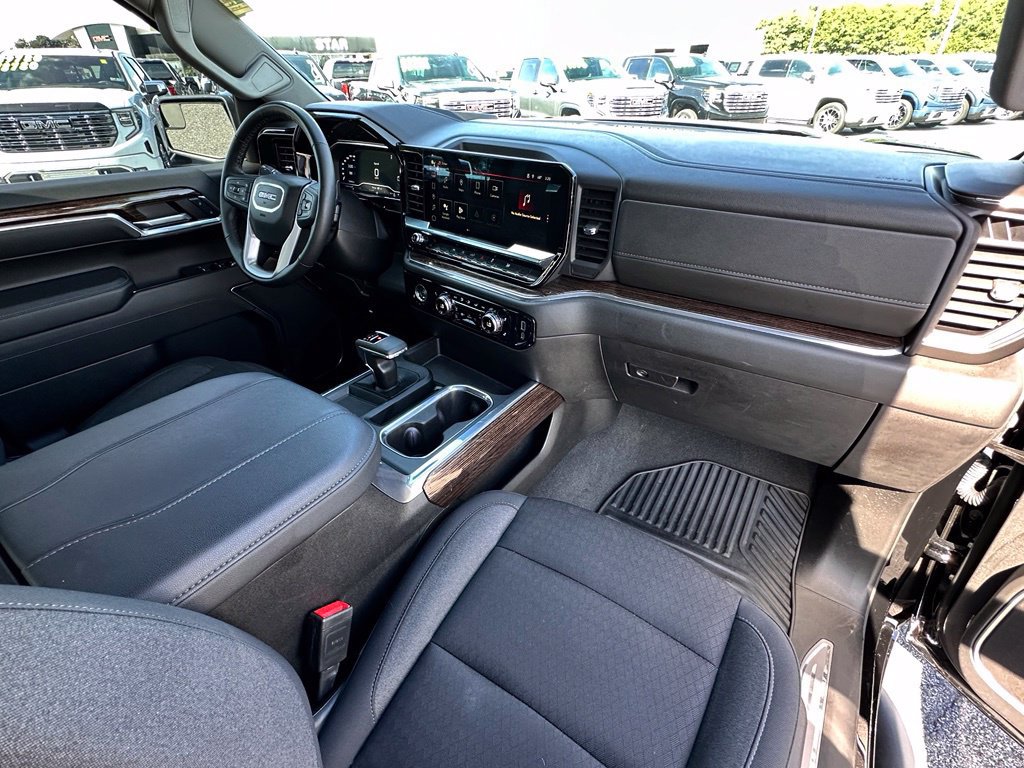 Certified 2024 GMC Sierra 1500 Elevation AWD/4WD image 13