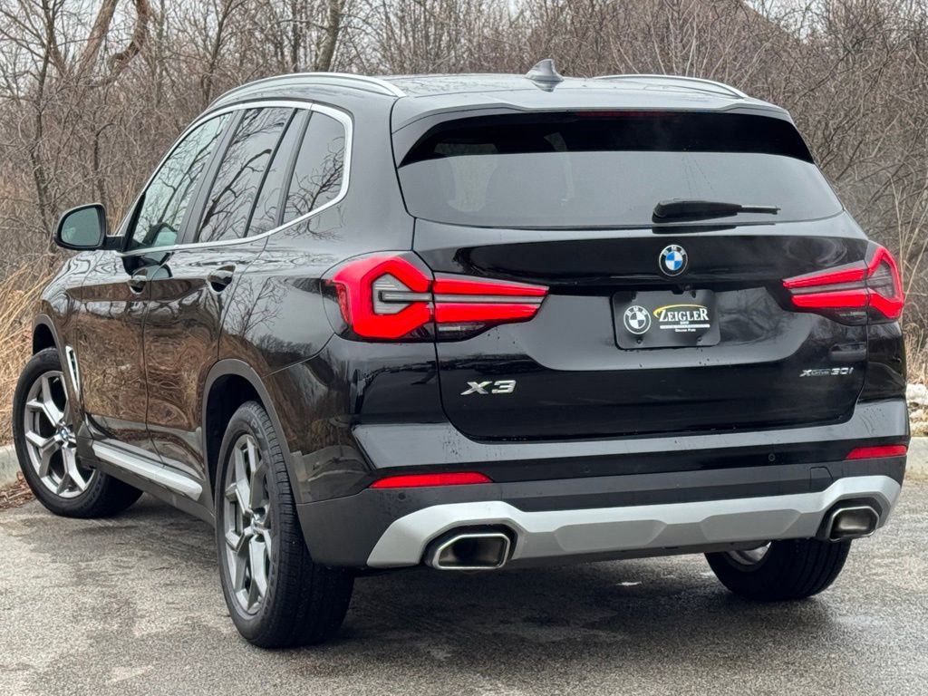 Used 2022 BMW X3 xDrive30i w/ Premium Package 2 image 4