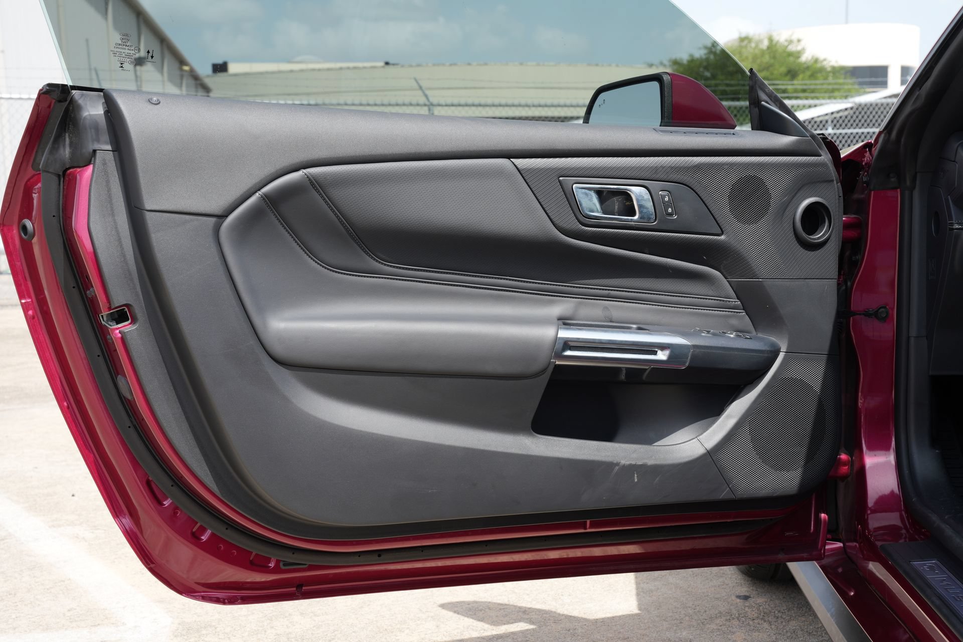 Used 2025 Ford Mustang GT Premium RWD image 19