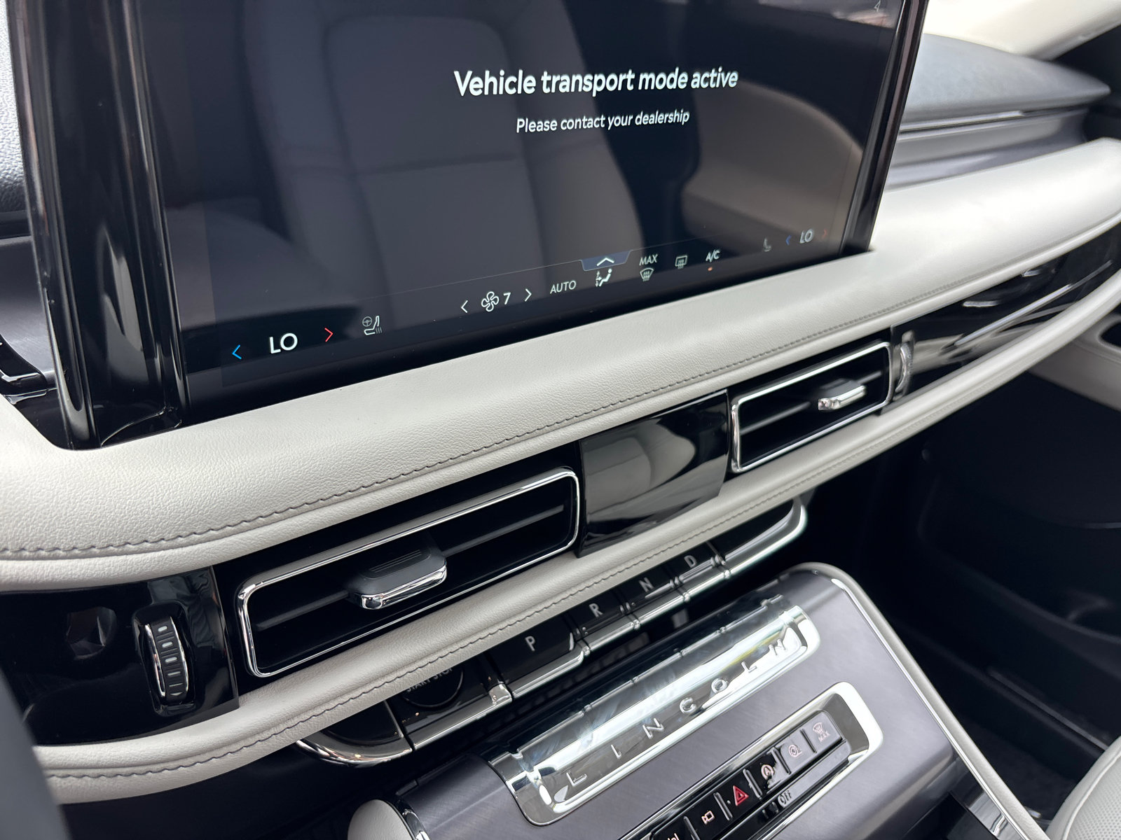 New 2026 Lincoln Aviator AWD image 21
