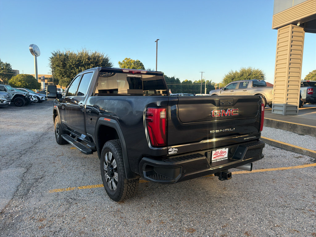 Used 2025 GMC Sierra 2500 Denali w/ Denali Reserve Package AWD/4WD image 7