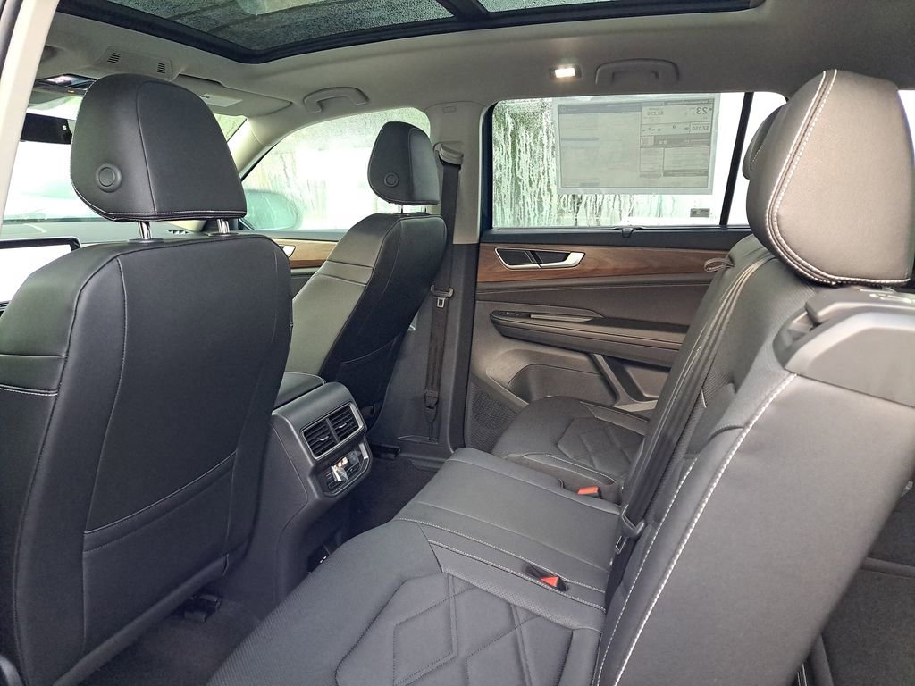 New 2026 Volkswagen Atlas SE image 5