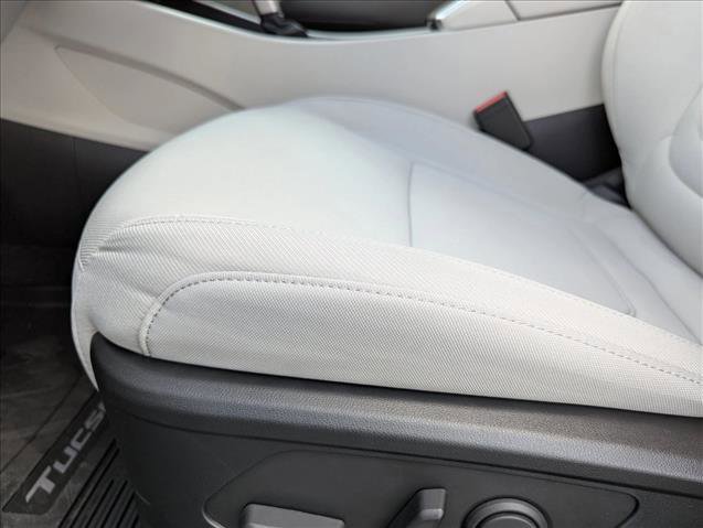 New 2026 Hyundai Tucson SEL image 11