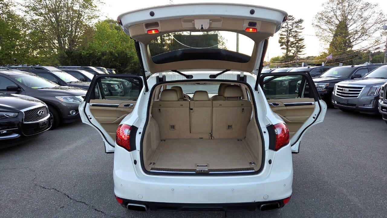 Used 2012 Porsche Cayenne S AWD/4WD image 40