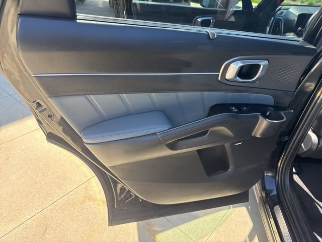 Used 2025 Kia Sorento SX Prestige AWD/4WD image 26