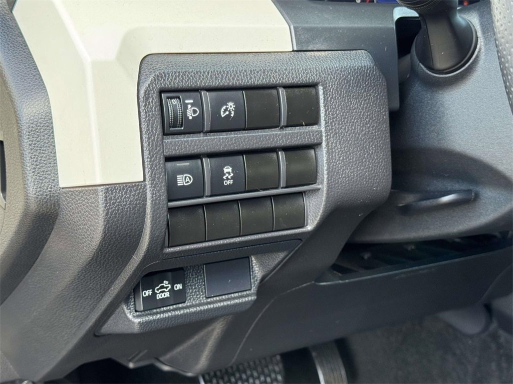 Used 2024 Toyota Tacoma TRD Off-Road image 10