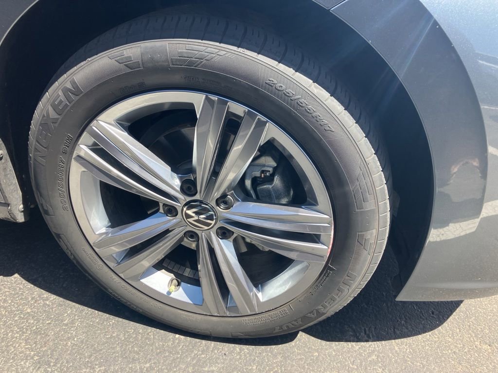 Used 2024 Volkswagen Jetta SE FWD image 10