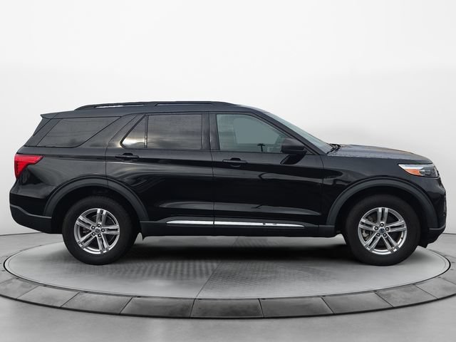 Used 2021 Ford Explorer XLT AWD/4WD image 6