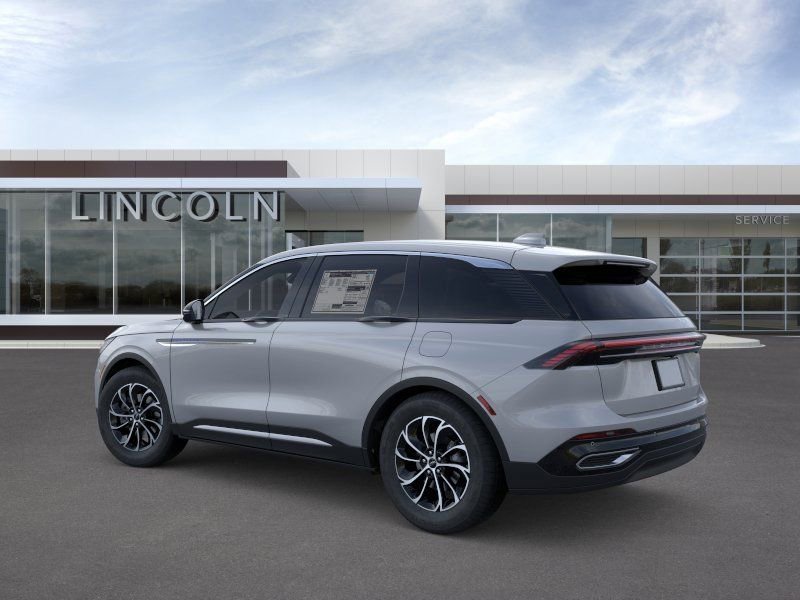 New 2026 Lincoln Nautilus Premier AWD/4WD image 4