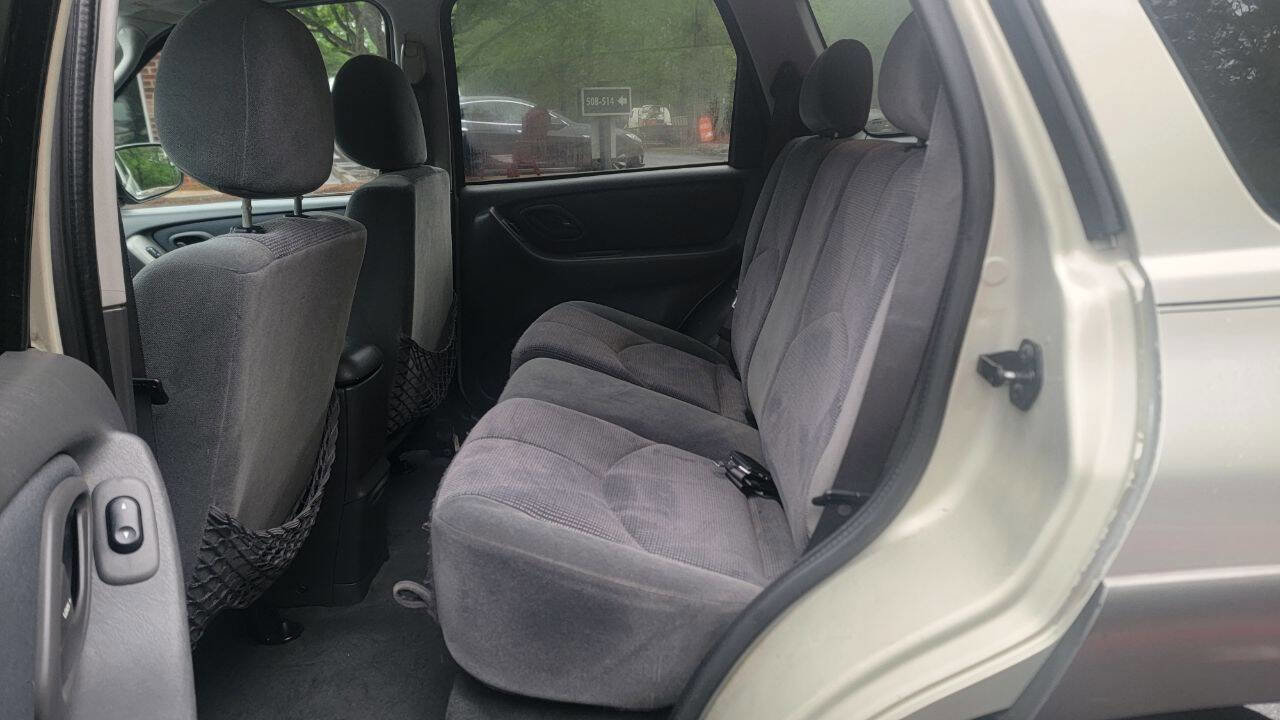 Used 2003 MAZDA Tribute LX image 9